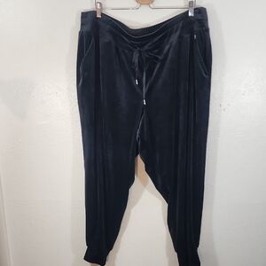 Livi Soft Black Velour Jogger Plus Size Pants Size 22/24